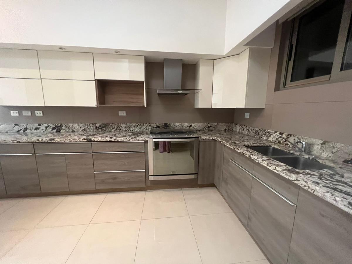 Casa en Renta en Fuentes del Valle San Pedro Garza Garcia Nuevo Leon (5)
