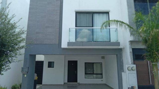 Casa en Renta en Katavia Residencial Apodaca Nuevo Leon (2)
