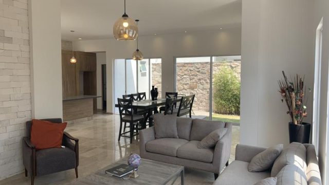 Casa en Renta en La Condesa Queretaro (2)