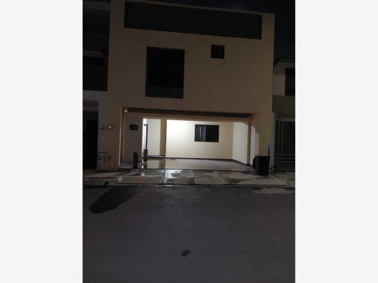 Casa en Renta en Privada Residencial Aviana General Escobedo Nuevo Leon