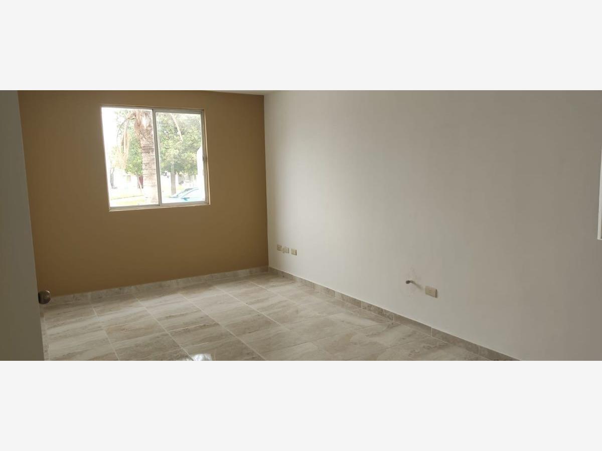 Casa en Renta en Rincón de los Cristales Apodaca Nuevo Leon (1)
