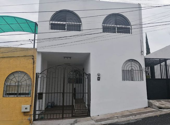 Casa en Renta en Riostra, El Fortín, Colonia, San José de los Olvera, Querétaro