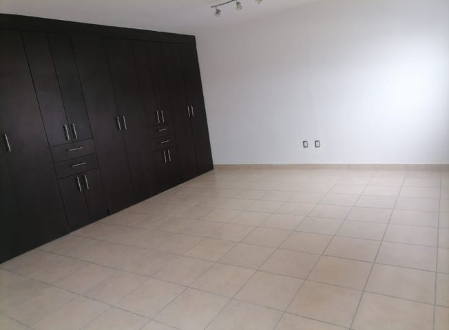 Casa en Renta en Riostra, El Fortín, Colonia, San José de los Olvera, Querétaro3