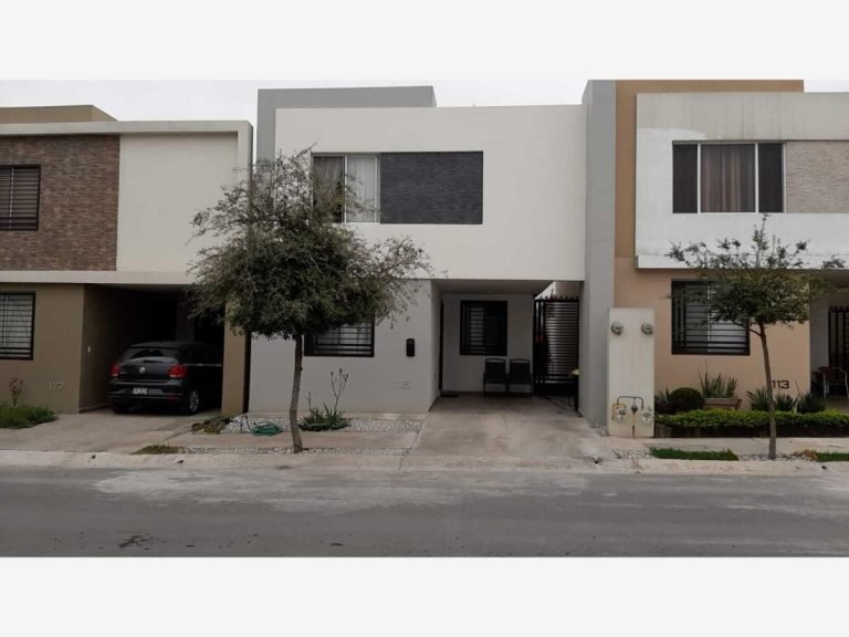 Casa en Renta en Samsara Garcia Nuevo Leon