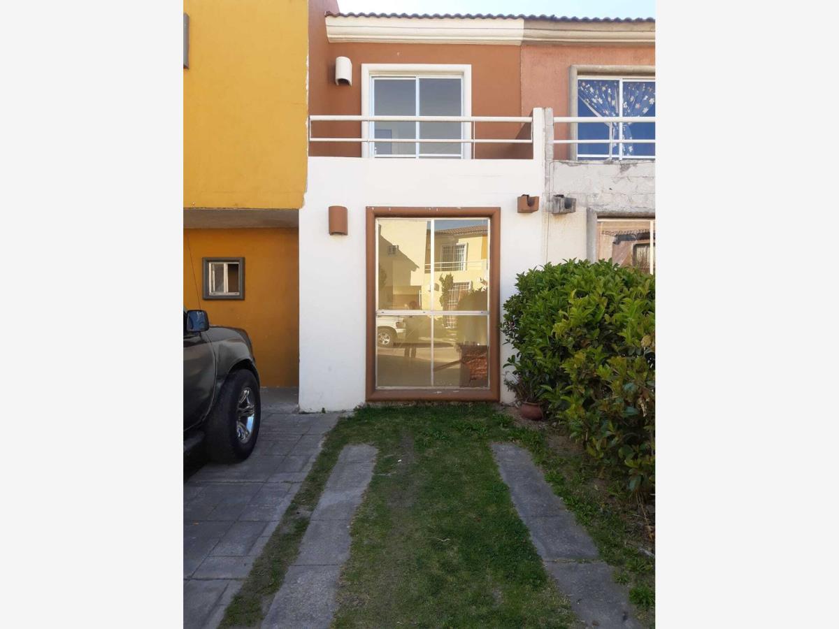 Casa en Renta en Santa Cruz Atizapán Atizapan Estado de Mexico (3)