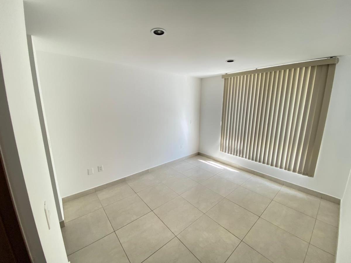 Casa en Renta en Zákia El Marques Queretaro (8)
