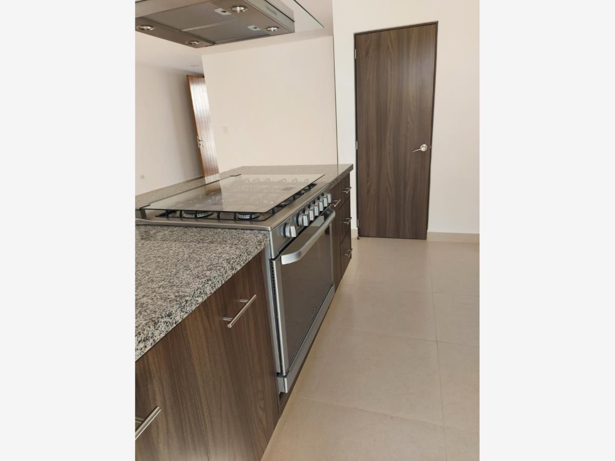 Casa en Renta en el Fracc Zibatá El Marques Queretaro (7)