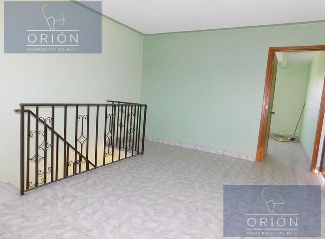 Casa renta para oficinas consultorios unidad medica uso suelo comercial Cimatario Queretaro4