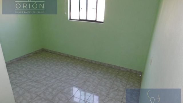 Casa renta para oficinas consultorios unidad medica uso suelo comercial Cimatario Queretaro5