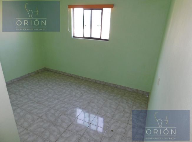 Casa renta para oficinas consultorios unidad medica uso suelo comercial Cimatario Queretaro5