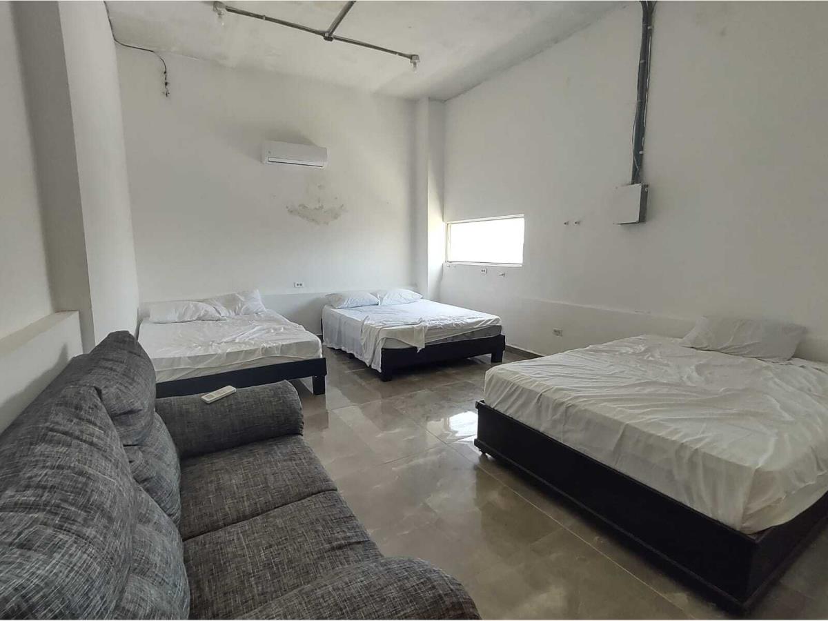Cuarto en Renta Departamento en Centro Monterrey Nuevo Leon (2)