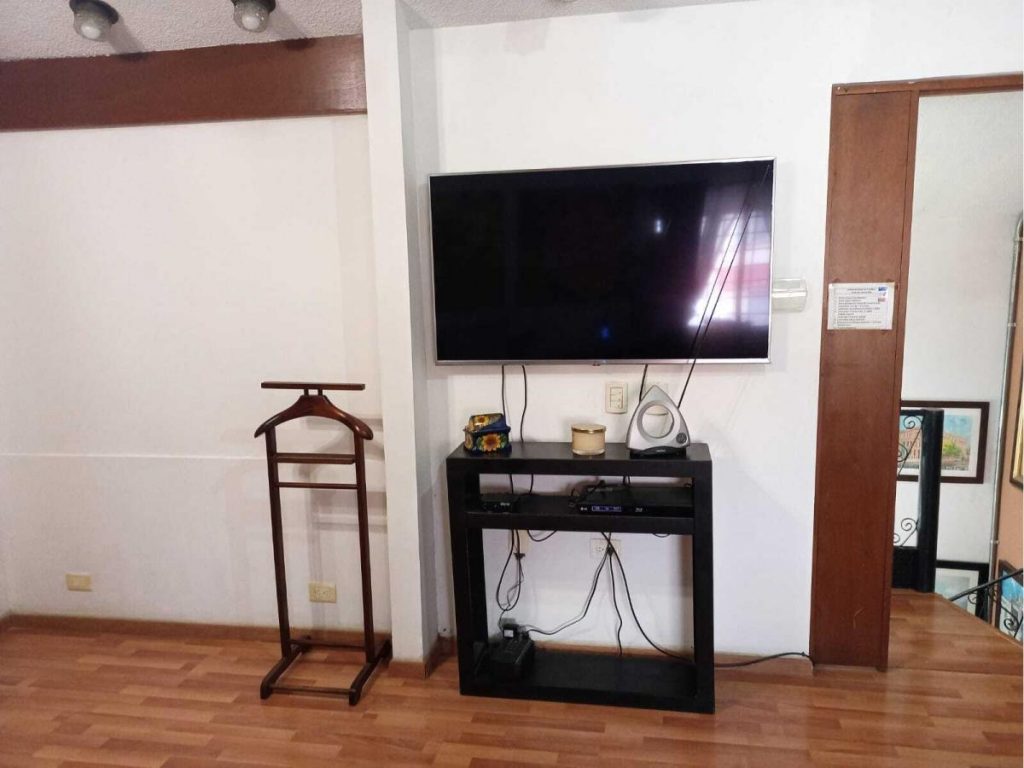 Departamento amueblado en Renta en Contry los Naranjos Monterrey Nuevo Leon (2)