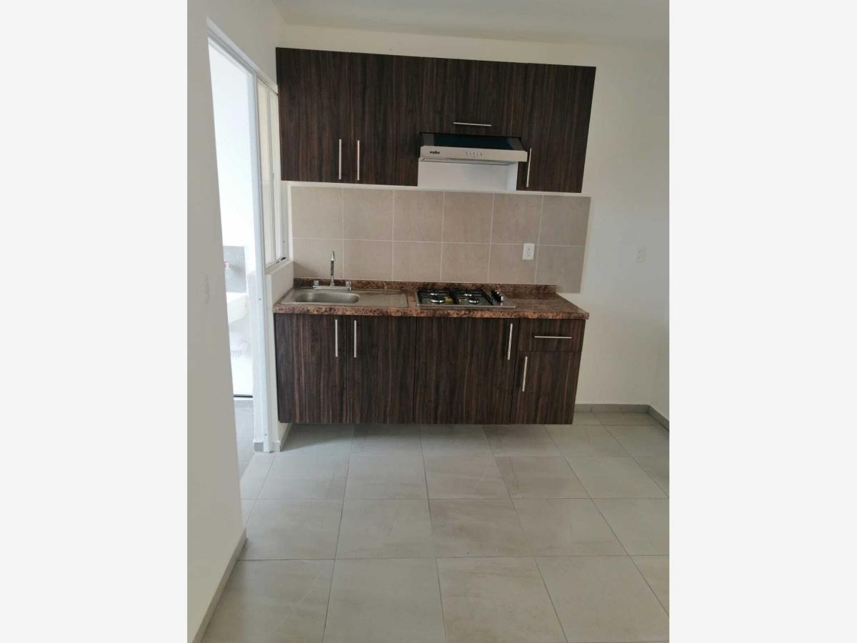 Departamento en Renta en La Pradera El Marques Queretaro (3)