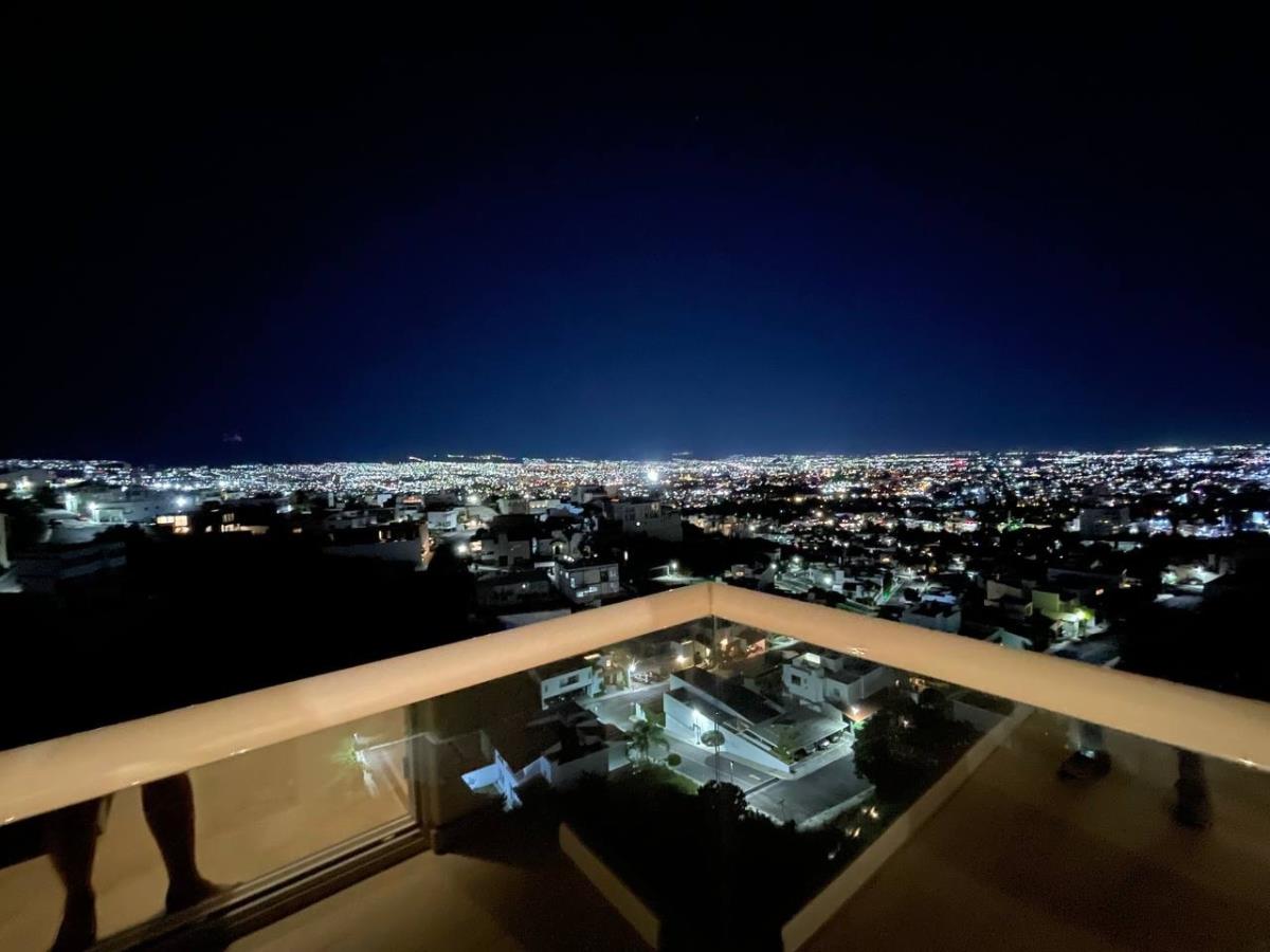 Departamento en Renta en Lomas del Campanario III Queretaro (1)