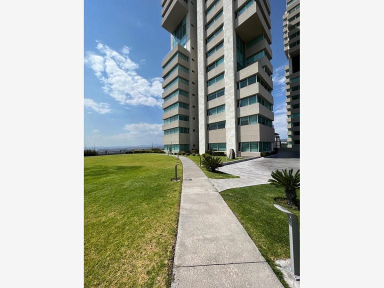 Departamento en Renta en Milenio III Queretaro