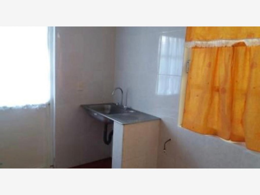 Departamento en Renta para 1persona en Xinantecatl Metepec EdoMex (4)