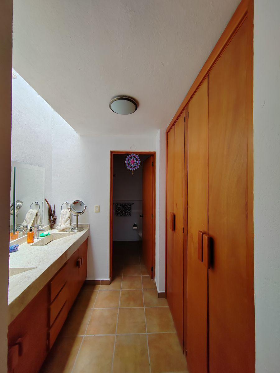 Hause 8