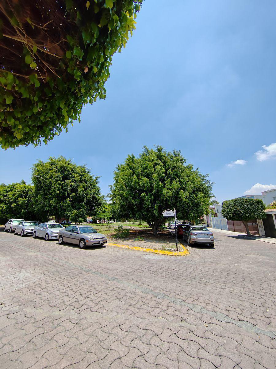 Hause1