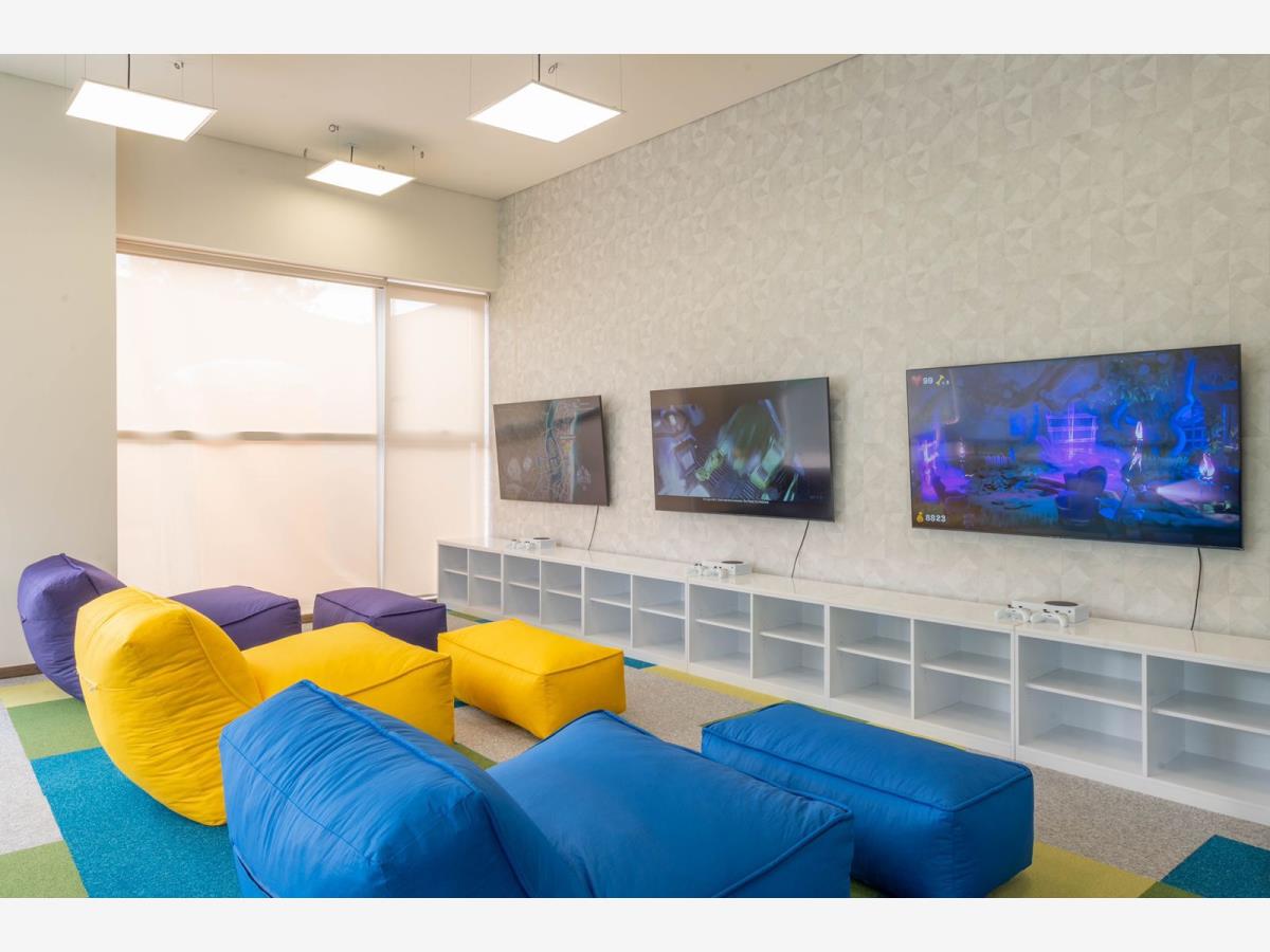 Oficinas y Departamentos en Renta en Corredor Comercial Desarrollo Atlixcayotl Puebla (6)