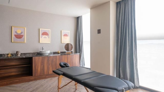 Oficinas y Departamentos en Renta en Corredor Comercial Desarrollo Atlixcayotl Puebla (8)