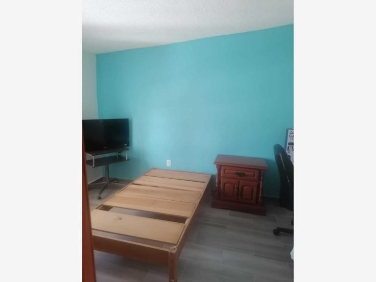 cuarto en renta Departamento en Bosques de Aragon Nezahualcoyotl EdoMex