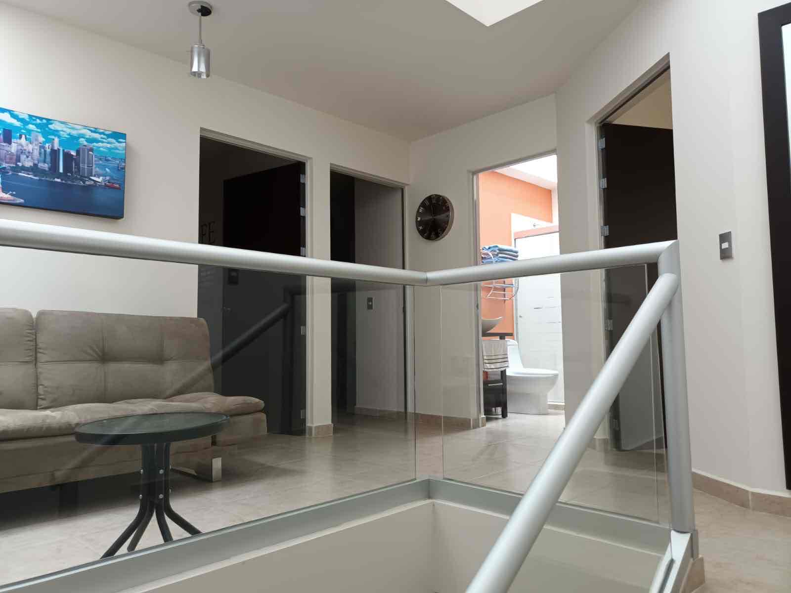 se renta o vende casa en fracc residencial bahamas corregidora Queretaro5