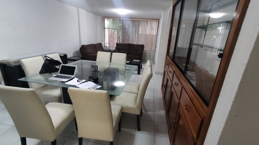 Casa en Renta con 3 Recamaras en Planta Baja, Jardin muy amplio (11)