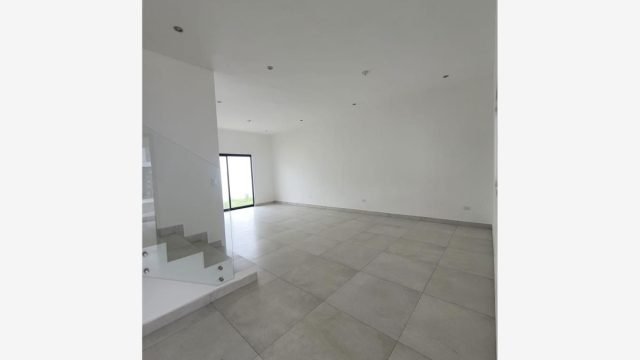 Casa en Renta en Altares Residencial Santiago Nuevo Leon (1)