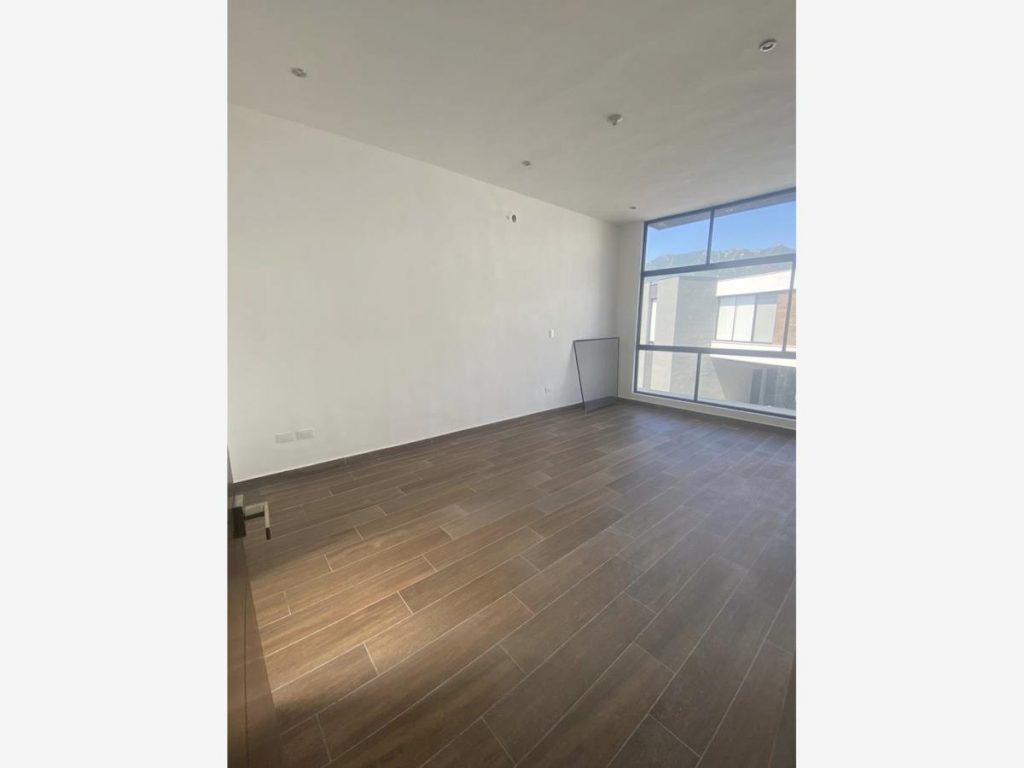 Casa en Renta en Altares Residencial Santiago Nuevo Leon (3)