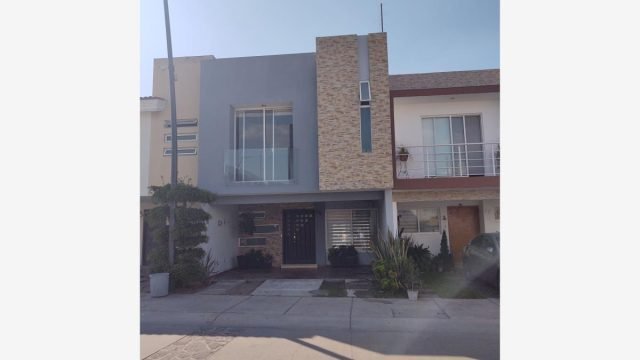 Casa en Renta en Altavista Residencial Zapopan Jalisco (2)