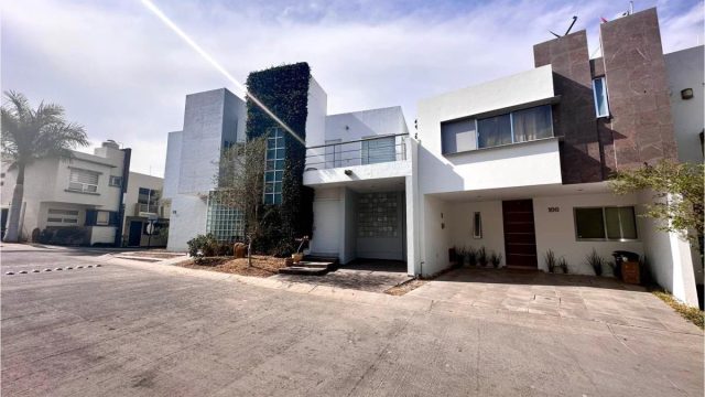 Casa en Renta en Altavista Residencial Zapopan Jalisco (3)