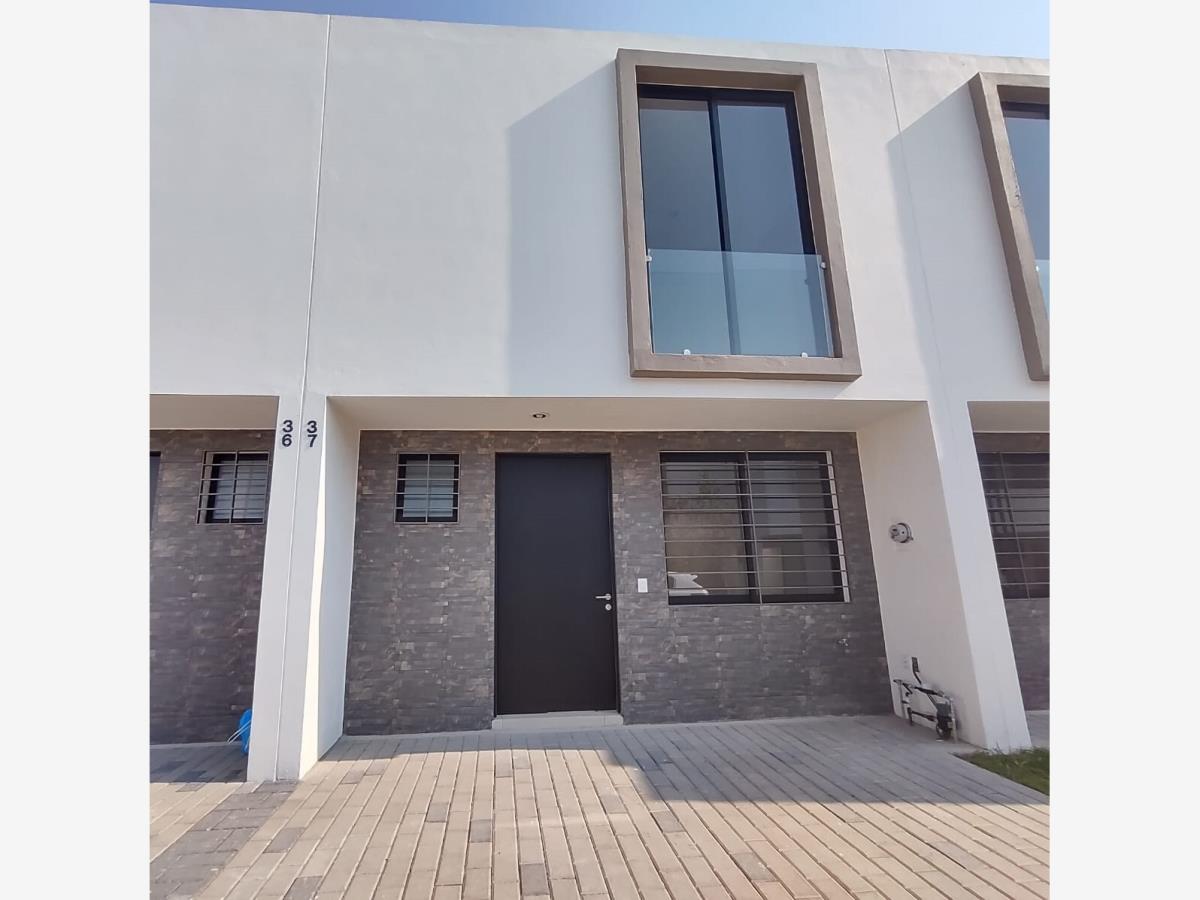 Casa en Renta en Arboreto Residencial Zapopan Jalisco (2)