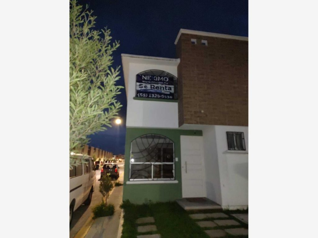 Casa en Renta en El Buen Suceso Tlanguistenco Estado de Mexico (2)