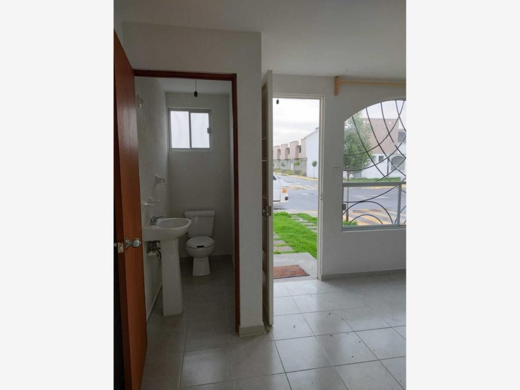 Casa en Renta en El Buen Suceso Tlanguistenco Estado de Mexico (5)