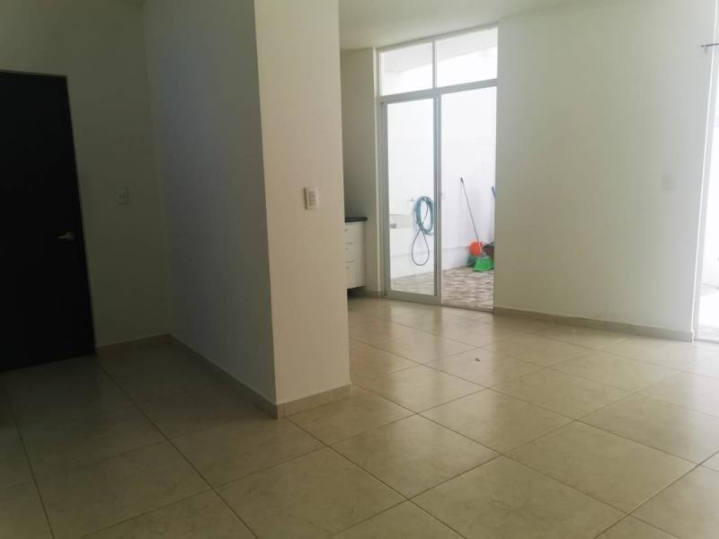 Casa en Renta en Jardines de La Primavera Zapopan Jalisco (3)