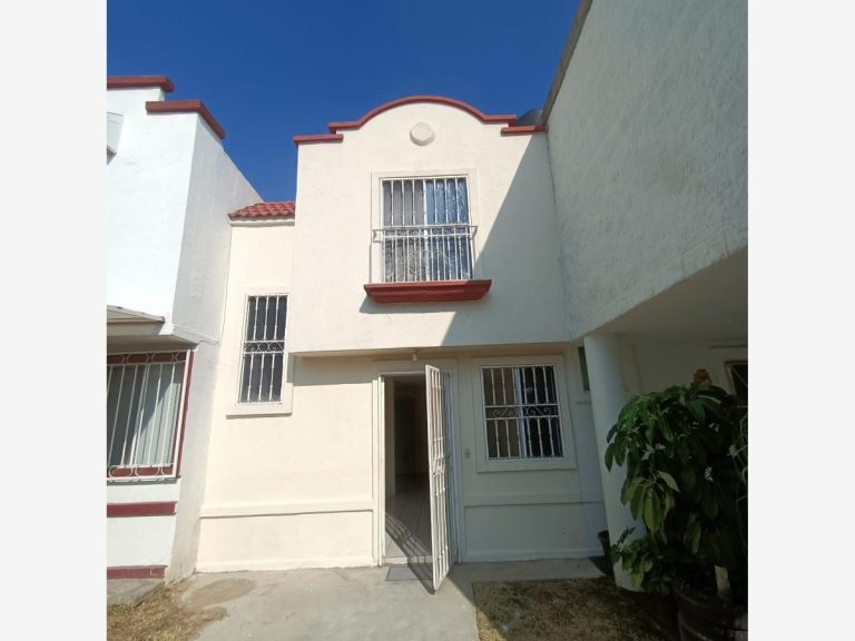 Casa en Renta en Jardines de Miraflores San Pedro Tlaquepaque, Jalisco