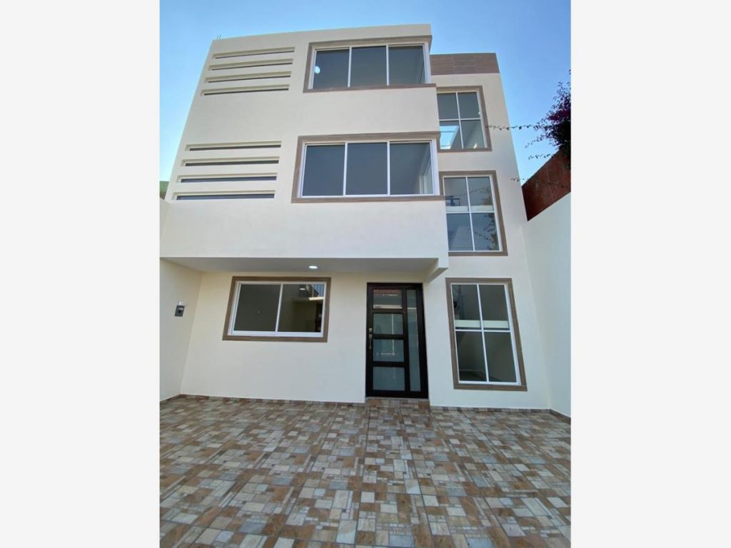 Casa en Renta en La Asuncion Metepec Estado de Mexico (1)