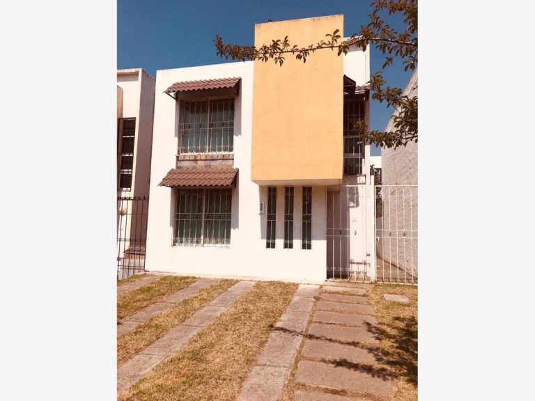 Casa en Renta en Ojo de Agua Tenango del Valle Estado de Mexico