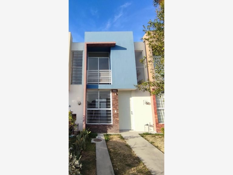 Casa en Renta en Parques de Tesistán Zapopan Jalisco