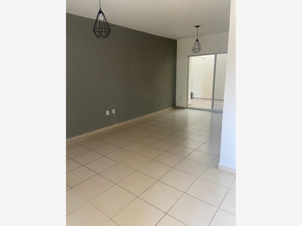 Casa en Renta en Residencial Alta California Tlajomulco de Zuñiga Jalisco (2)