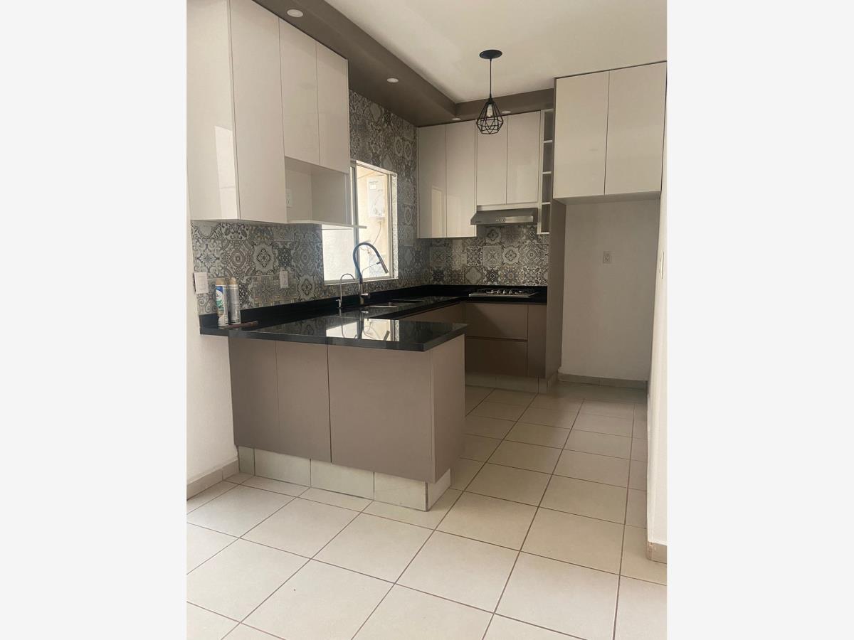 Casa en Renta en Residencial Alta California Tlajomulco de Zuñiga Jalisco (3)