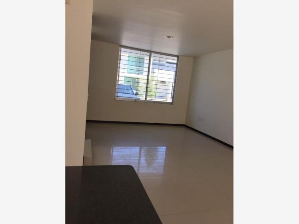 Casa en Renta en Residencial Bambú Tlajomulco de Zuñiga Jalisco (1)