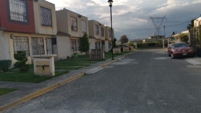 Casa en Renta en Rinconada del Valle Temoaya Estado de Mexico (2)