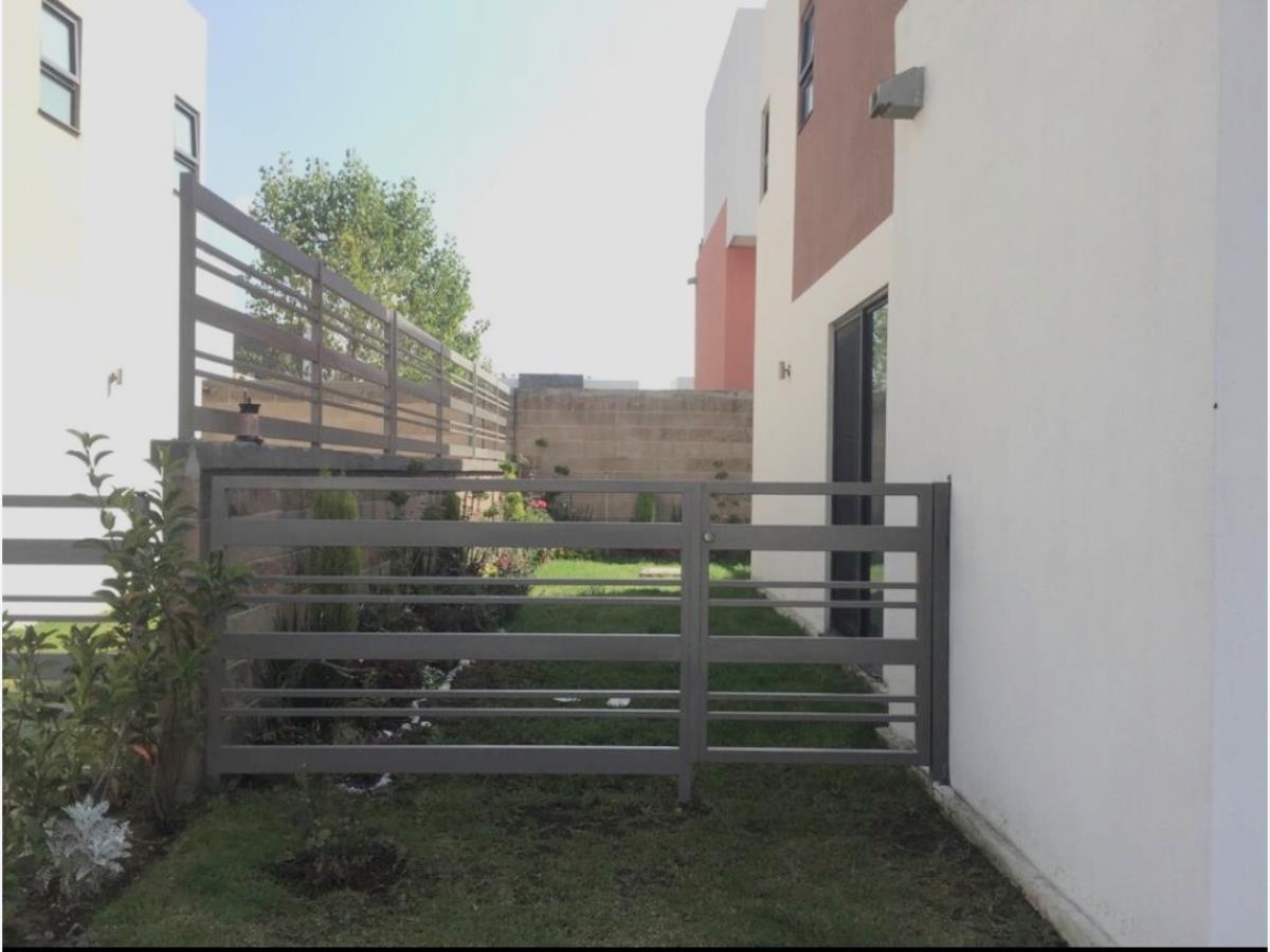 Casa en Renta en Villas del Campo Calimaya Estado de Mexico (3)