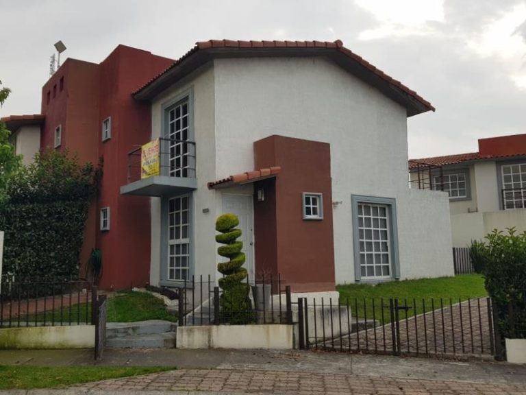 Casa en Renta en Villas del Campo Calimaya Estado de Mexico