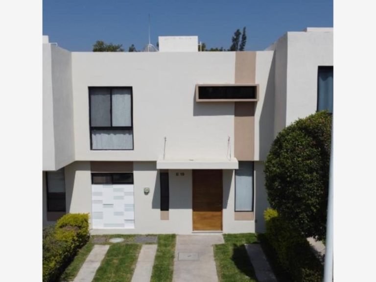 Casa en Venta en Acueducto San Javier Tlajomulco de Zuñiga Jalisco