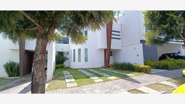 Casa en Venta en Lomas de Angelópolis San Andres Cholula Puebla (2)