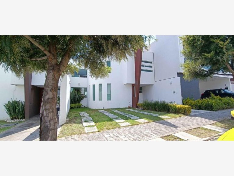 Casa en Venta en Lomas de Angelópolis San Andres Cholula Puebla
