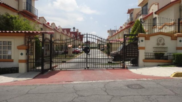 Casa en renta en Villa del Real Tecamac Estado de Mexico (2)