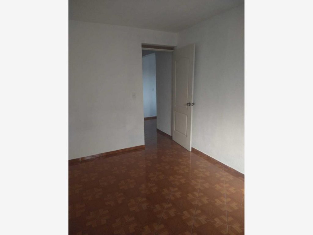 Departamento en Renta en Ejidos de San Cristóbal Ecatepec de Morelos Estado de Mexico (1)